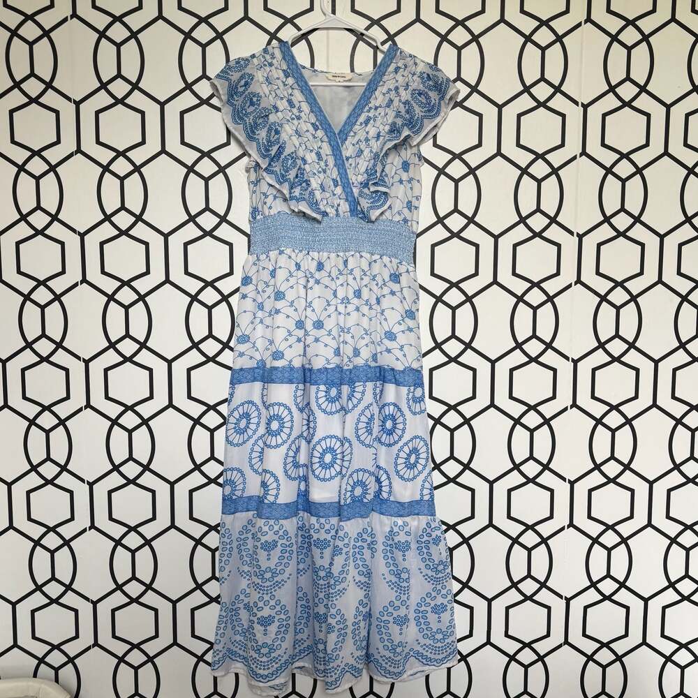 Zoey & Leelo Blue Embroidered Eyelet Maxi Dress Size Medium